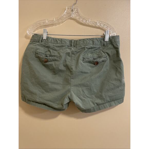 Gap Maternity - Green Shorts - Size 8 - Picture 5 of 5